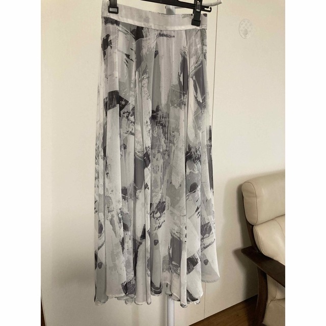 COCO DEAL(ココディール)のココディール  アートグラフィックサーキュラースカート レディースのスカート(ロングスカート)の商品写真