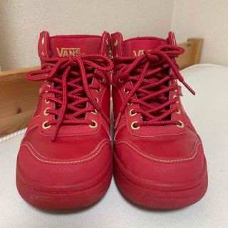 ヴァンズ(VANS)のVANS ヴァンズ マグナ V2204　赤　25.5(スニーカー)