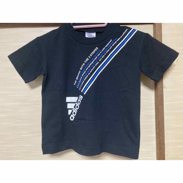 adidas(アディダス)のアディダス　半袖Tシャツ・黒　100cm キッズ/ベビー/マタニティのキッズ服男の子用(90cm~)(Tシャツ/カットソー)の商品写真