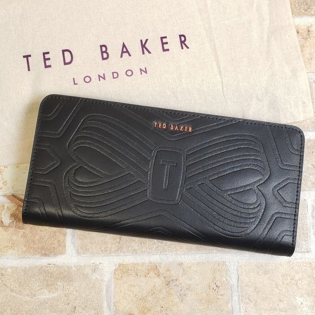 TED BAKER(テッドベイカー)の未使用 テッドベーカー ☆ 型押しレザー リボン ラウンドジッパー 長財布 黒 レディースのファッション小物(財布)の商品写真