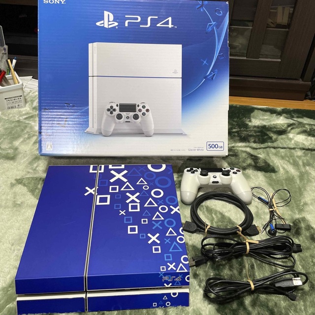 PlayStation4本体　CHU-1200A Glacier White