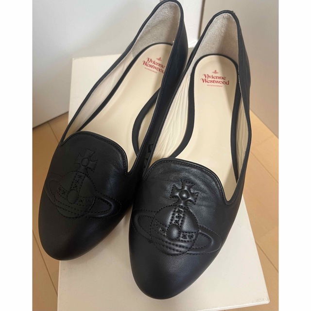 美品 24.5cm 〜美品 Vivienne Westwood フラットシューズ | フリマアプリ ラクマ