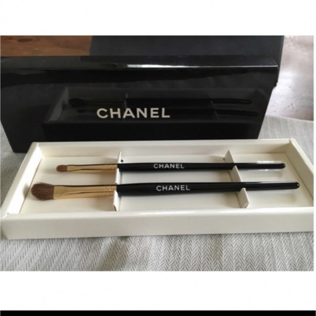 CHANEL(シャネル)の専用★ CHANEL ★ シャネル ★ メイクアップブラシセット　4セット コスメ/美容のメイク道具/ケアグッズ(ブラシ・チップ)の商品写真