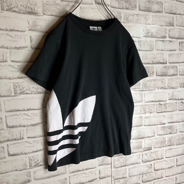 adidas(アディダス)の【希少デザイン ビッグロゴ】アディダス⭐︎トレフォイルロゴTシャツ　黒　M186 キッズ/ベビー/マタニティのキッズ服女の子用(90cm~)(Tシャツ/カットソー)の商品写真