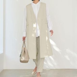 ユナイテッドアローズグリーンレーベルリラクシング(UNITED ARROWS green label relaxing)のグリーンレーベルリラクシング スフレッド ロング ジレ クリーム S(ベスト/ジレ)