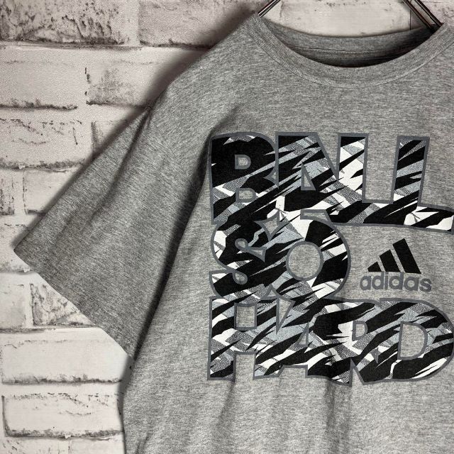 adidas(アディダス)の【人気ビッグロゴ】アディダス⭐︎センタープリントロゴ半袖Tシャツ　グレーM155 メンズのトップス(Tシャツ/カットソー(半袖/袖なし))の商品写真