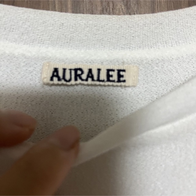 AURALEE(オーラリー)のAURALEE オーラリー　Tシャツ メンズのトップス(Tシャツ/カットソー(半袖/袖なし))の商品写真