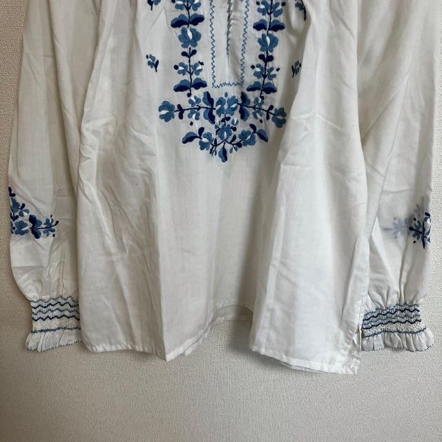 ハンガリー製 手刺繍ブラウス 民族衣装 花柄 長袖 ホワイト ブルー L