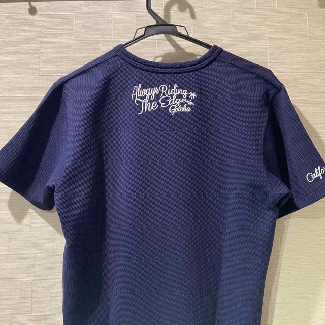 GOTCHA(ガッチャ)のGOTCHA  Tシャツ　ロゴ刺繍シャツ　Vネック　ガッチャ メンズのトップス(Tシャツ/カットソー(半袖/袖なし))の商品写真