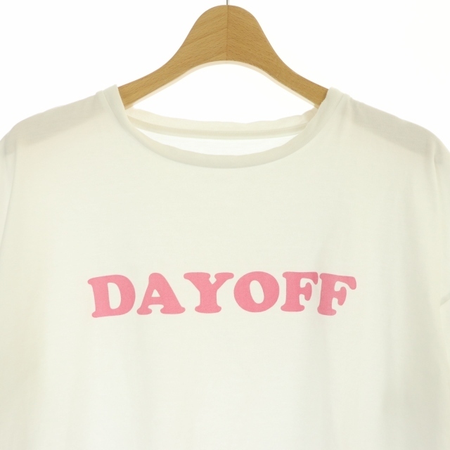 other(アザー)のオブリ Dayoff Tシャツ カットソー 半袖 ロゴ F 白 ホワイト ピンク レディースのトップス(Tシャツ(半袖/袖なし))の商品写真