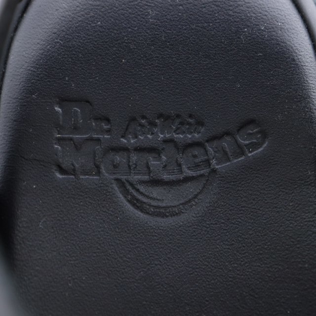 Dr.Martens(ドクターマーチン)のドクターマーチン グリフォン サンダル アンクルベルト レザー 15695001 レディースの靴/シューズ(サンダル)の商品写真