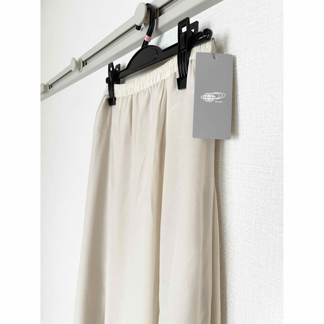 BEAMS LIGHTS(ビームスライツ)の⭐️新品 タグ付き⭐️BEAMS LIGHTS フレアマキシスカート(匿名配送) レディースのスカート(ロングスカート)の商品写真