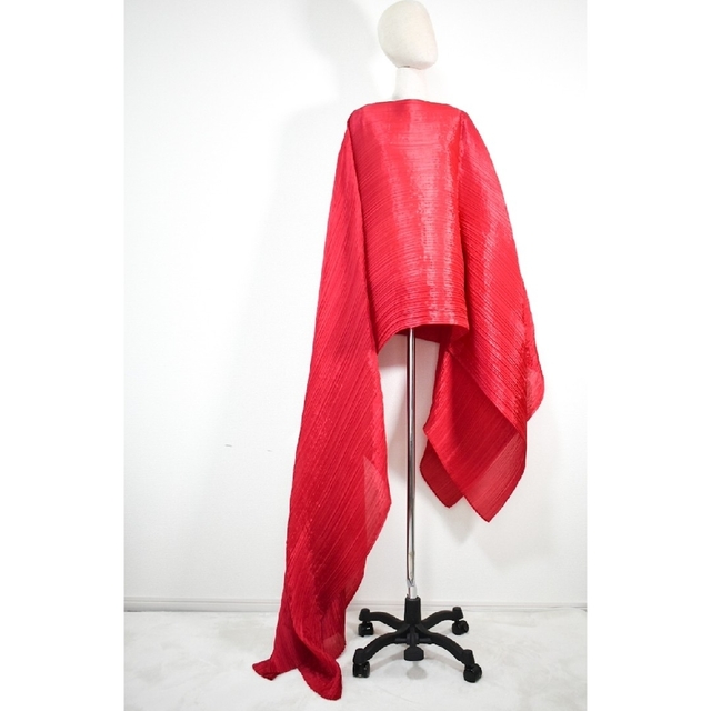 ☆PLEATS PLEASE イッセイミヤケ☆プリーツ 大判ポンチョ マダムT