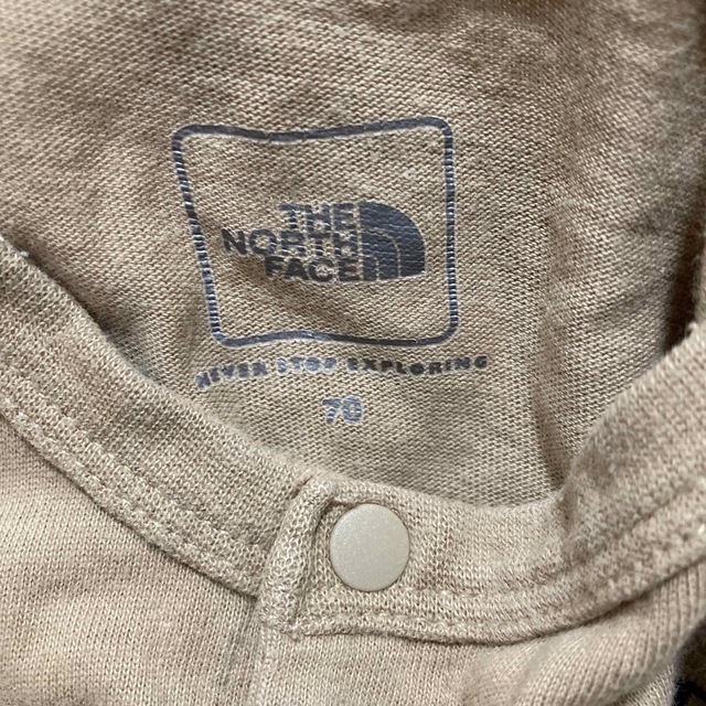 THE NORTH FACE(ザノースフェイス)の【送料込み】ノースフェイス ロンパース 70サイズ キッズ/ベビー/マタニティのベビー服(~85cm)(ロンパース)の商品写真