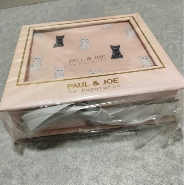 PAUL & JOE(ポールアンドジョー)のポールアンドジョー　パスケース/チェスキャット・アプリコットピンク レディースのファッション小物(パスケース/IDカードホルダー)の商品写真