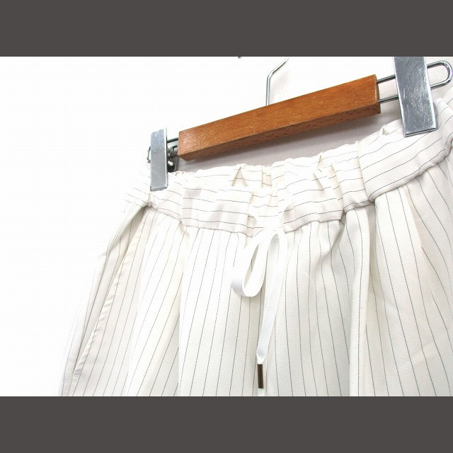 ViS(ヴィス)のビス ViS パンツ スラックス テーパード ストライプ M ホワイト 白 レディースのパンツ(その他)の商品写真