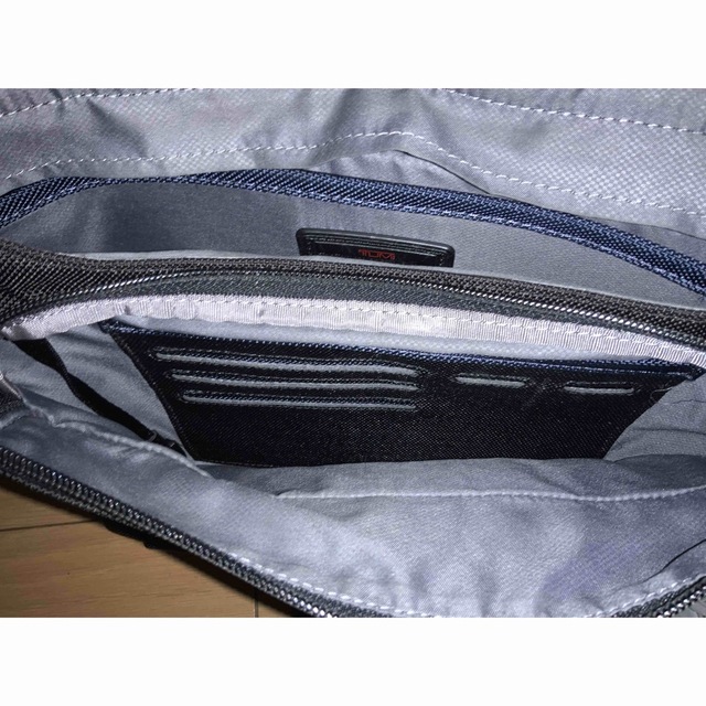TUMI(トゥミ)のTUMI メッセンジャーバッグ　26202D2 タンパッチ　トゥミ メンズのバッグ(メッセンジャーバッグ)の商品写真