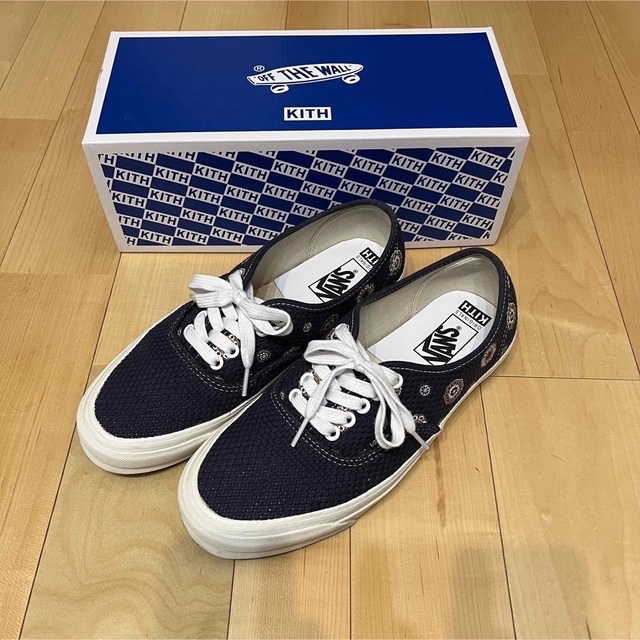 VANS VAULT(バンズボルト)のキス × バンズ OG オーセンティック LX メダリオン メンズの靴/シューズ(スニーカー)の商品写真