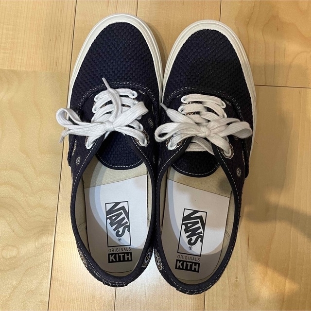 VANS VAULT(バンズボルト)のキス × バンズ OG オーセンティック LX メダリオン メンズの靴/シューズ(スニーカー)の商品写真