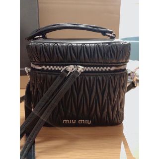 miumiu - miumiu 🎀 バニティバッグ 🎀の通販 by shop｜ミュウミュウ