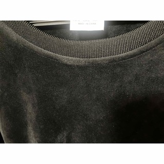 ザラ(ZARA)のZARA ベロア　スウェット　黒(スウェット)