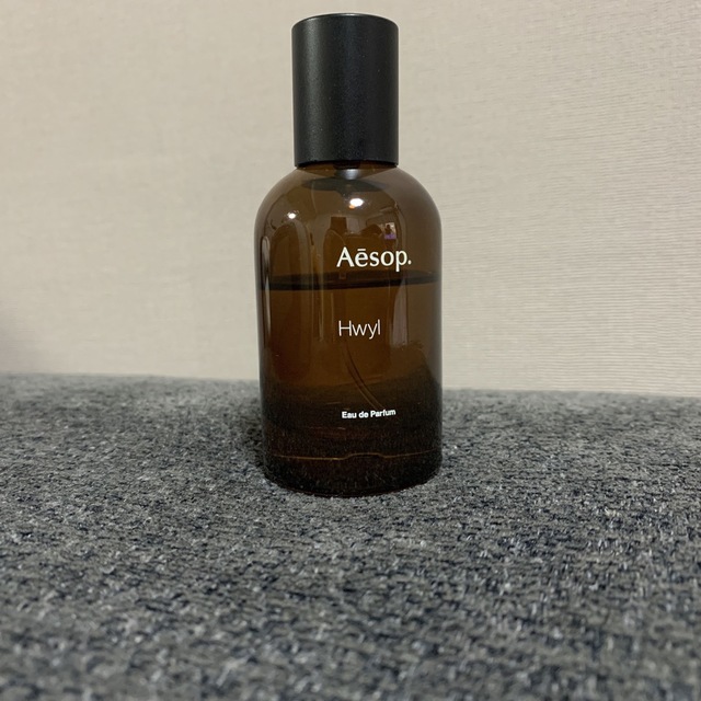 Aesop(イソップ)のイソップ　ヒュイル オードパルファム コスメ/美容の香水(ユニセックス)の商品写真