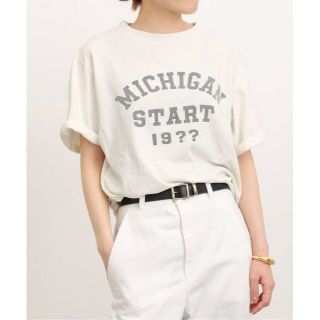 アパルトモンドゥーズィエムクラス(L'Appartement DEUXIEME CLASSE)の【REMI RELIEF/レミレリーフ】MICHIGAN START T-SH(Tシャツ(半袖/袖なし))