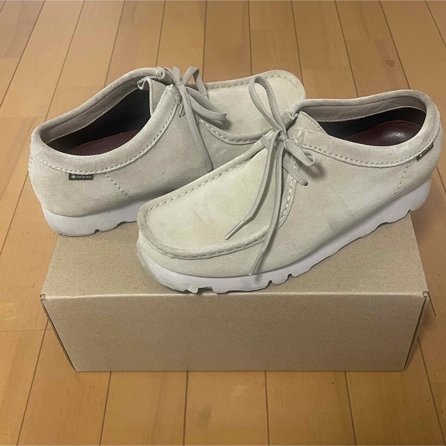 Clarks × BEAMS 別注 Wallabee GTX クラークス