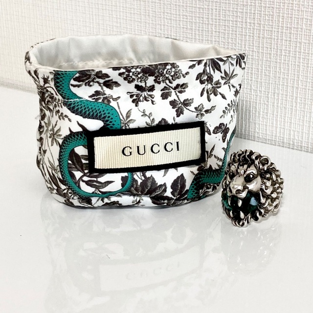 Gucci(グッチ)のGUCCI グッチ ライオン 緑 グリーン カラーストーン シルバーリング 美品 メンズのアクセサリー(リング(指輪))の商品写真