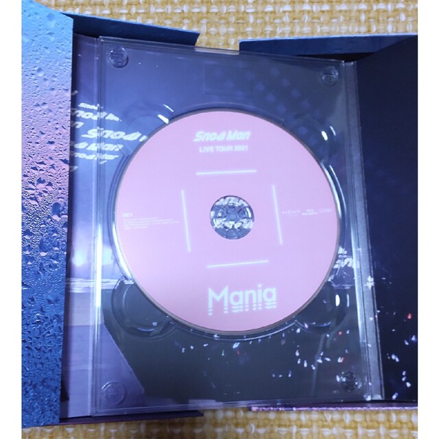 Snow　Man　LIVE　TOUR　2021　Mania（初回盤） Blu-r エンタメ/ホビーのDVD/ブルーレイ(アイドル)の商品写真