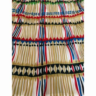 PLEATS PLEASE ISSEY MIYAKE - 美品 プリーツフリーズ素敵なスカートの