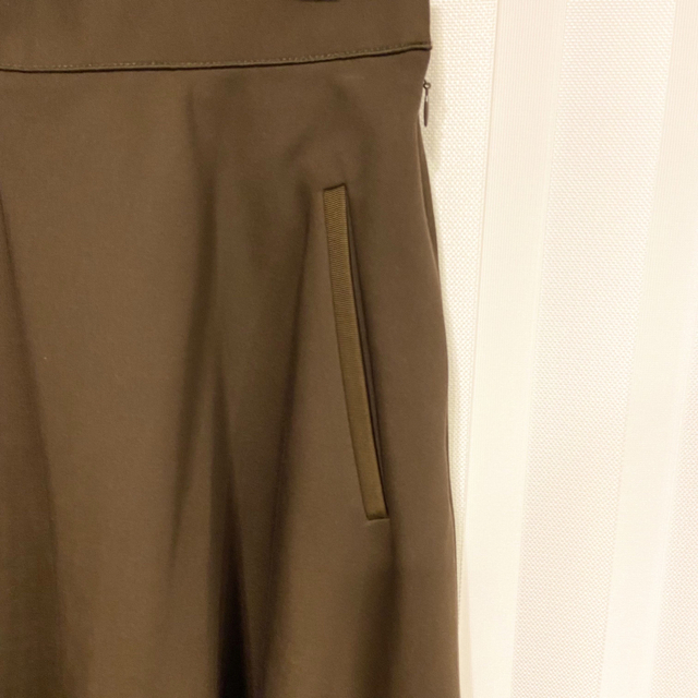 ROPE’(ロペ)のロペ　フレアスカート　ブラウン　Mサイズ レディースのスカート(ひざ丈スカート)の商品写真