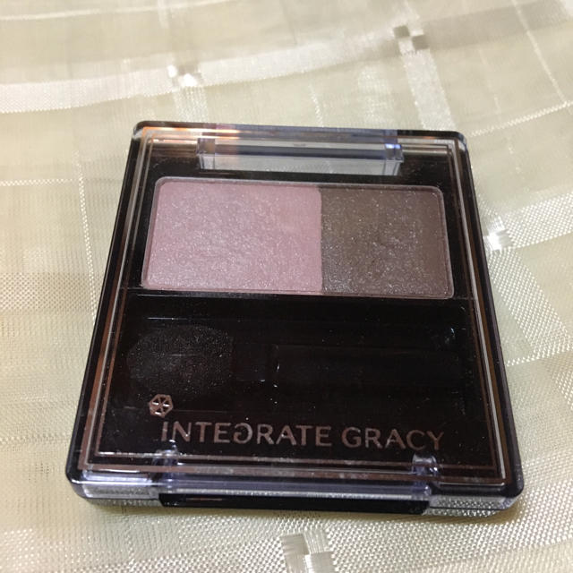 SHISEIDO (資生堂)(シセイドウ)の超美品♡ インテグレートグレイシィ アイシャドウ オレンジ180 コスメ/美容のベースメイク/化粧品(アイシャドウ)の商品写真