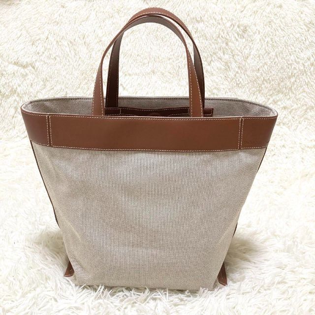IACUCCI - 美品 イアクッチ アリア トートバッグ ロゴ レザー キャメル