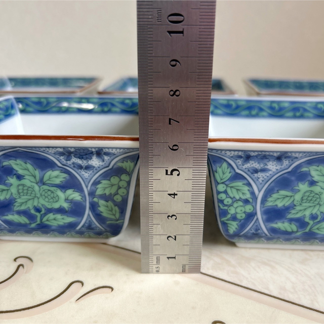 美濃焼 前畑陶器 庫山窯 小鉢揃 5客セット 角鉢 青華緑彩の通販 美濃焼 前畑陶器 庫山窯 小鉢揃 5客セット 角鉢 青華緑彩の通販