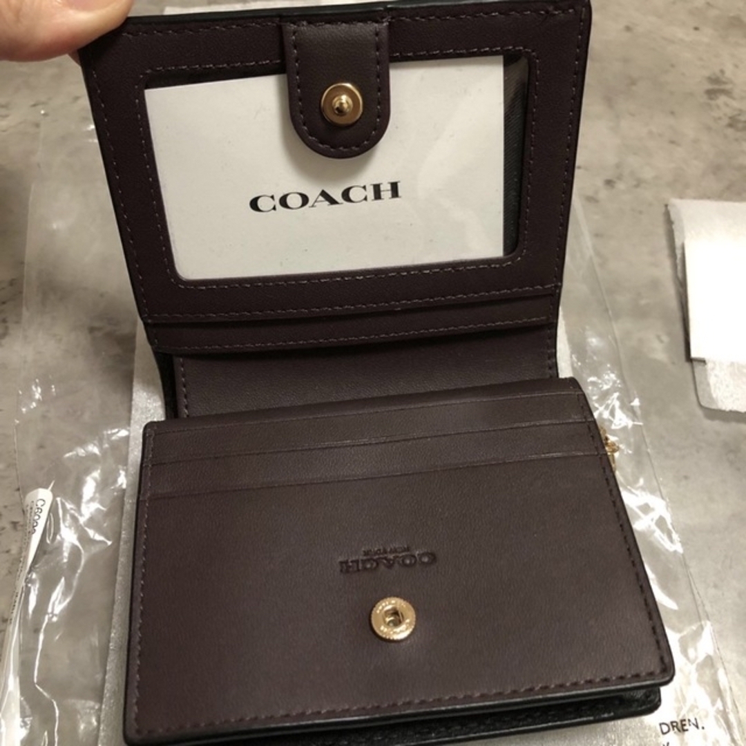 COACH クロコ型レザー 二つ折り財布レディース