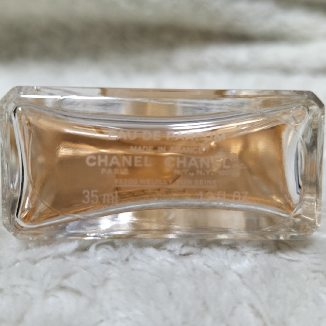 CHANEL(シャネル)のCHANEL　シャネル　香水　ココマドモアゼル　35ml コスメ/美容の香水(香水(女性用))の商品写真