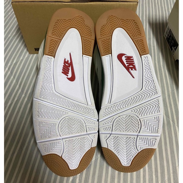 Jordan Brand（NIKE）(ジョーダン)のNike SB × Air Jordan 4 らんぐどしゃ様専用 メンズの靴/シューズ(スニーカー)の商品写真