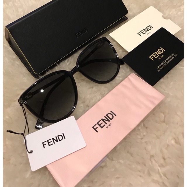 【新品未使用】FENDI フェンディ サングラス | フリマアプリ ラクマ