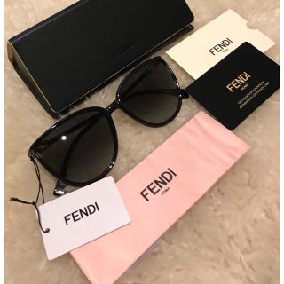 フェンディ(FENDI)の【新品未使用】FENDI フェンディ　サングラス(サングラス/メガネ)