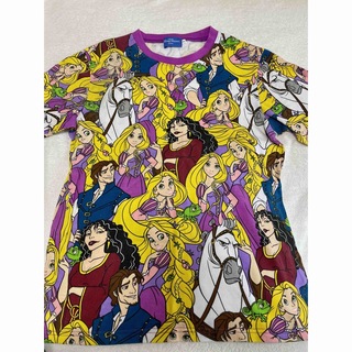 ディズニー(Disney)のディズニー ラプンツェル 総柄 Tシャツ(Tシャツ(半袖/袖なし))