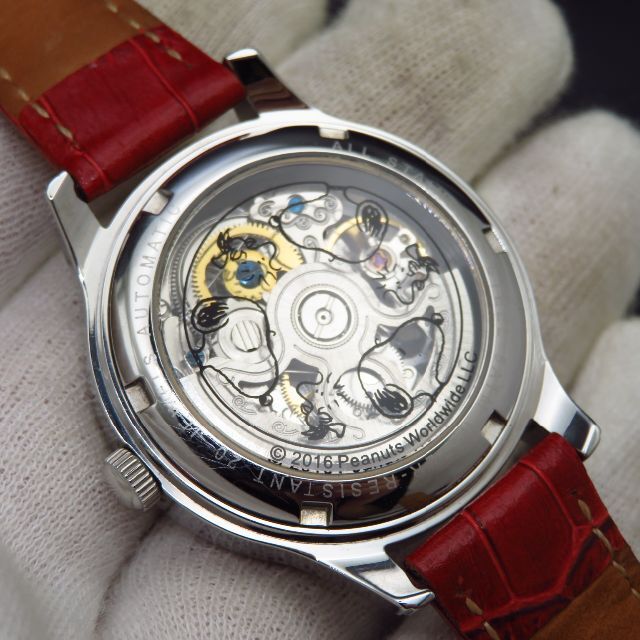 SNOOPY - SNOOPY 自動巻き腕時計 スケルトン の通販 by Arouse SNOOPY - SNOOPY 自動巻き腕時計 スケルトン の通販 by Arouse