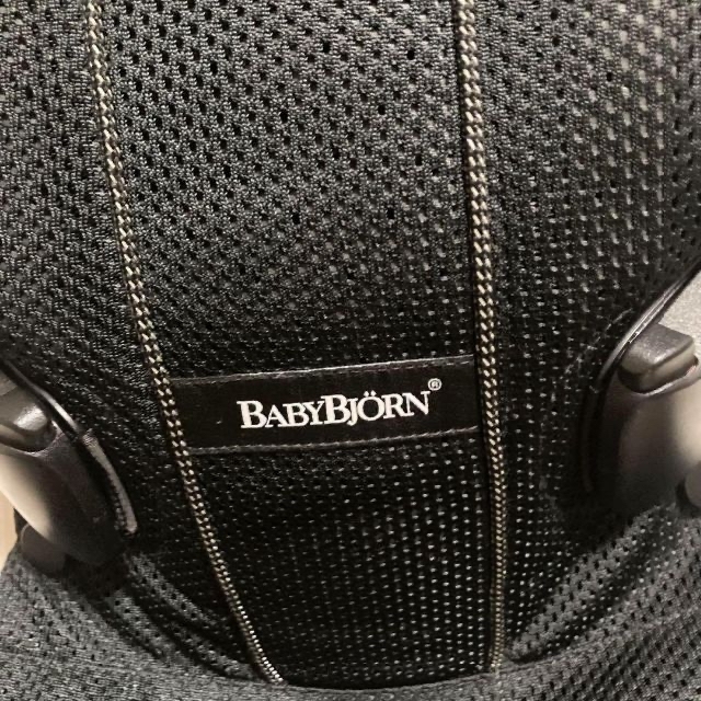 BABYBJORN ベビービョルン ワンプラス ONE+ Air メッシュ♪ キッズ/ベビー/マタニティの外出/移動用品(抱っこひも/おんぶひも)の商品写真