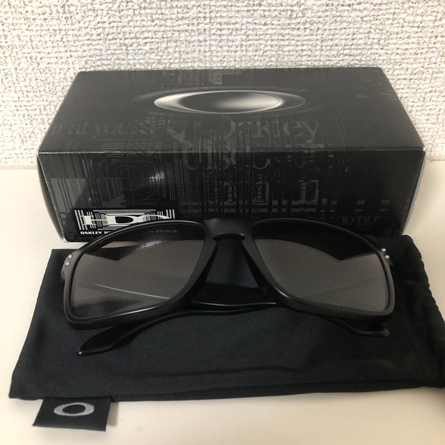 OAKLEY ホルブルック マットブラック グラデーション サングラス