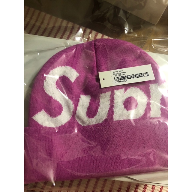 Supreme(シュプリーム)の30セットまとめ売り！レギュラー、小物類！TEEシャツ！シュプリーム 正規品❸ メンズのジャケット/アウター(ブルゾン)の商品写真