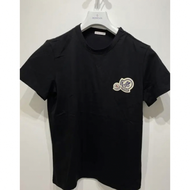 MONCLER(モンクレール)のモンクレール　L ブラック　2021 ダブルパッチ　moncler メンズのトップス(Tシャツ/カットソー(半袖/袖なし))の商品写真