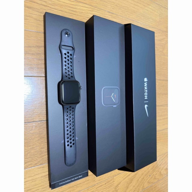 Apple Watch5 44mm GPSモデル iveyartistry.com