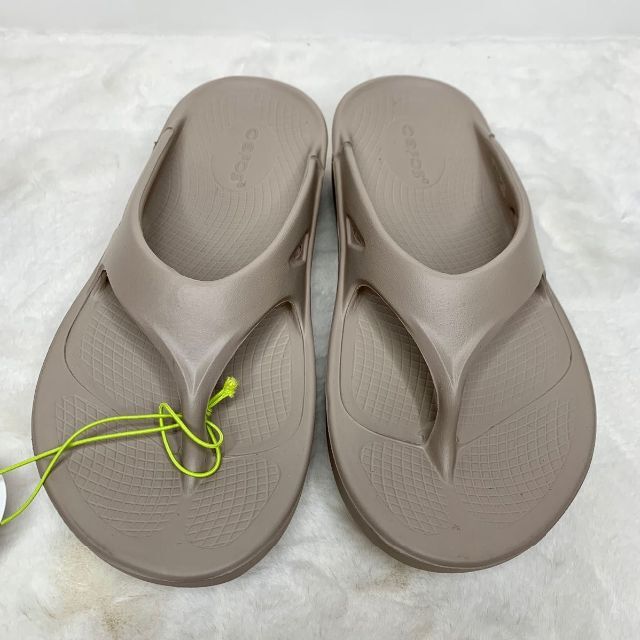OOFOS(ウーフォス)の新品未使用　OOFOS ウーフォス OOriginal サンダル 23㎝ レディースの靴/シューズ(サンダル)の商品写真