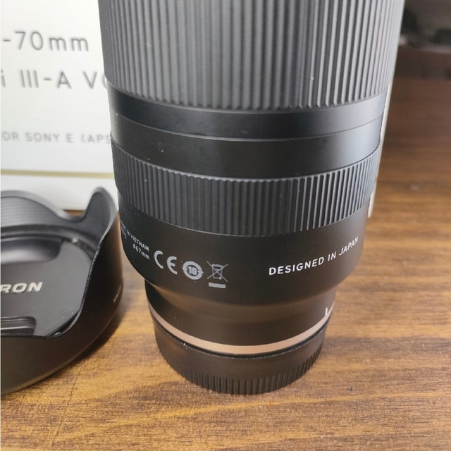 TAMRON17-70mm f2.8 Di III-A VC RXD(B070) スマホ/家電/カメラのカメラ(レンズ(ズーム))の商品写真