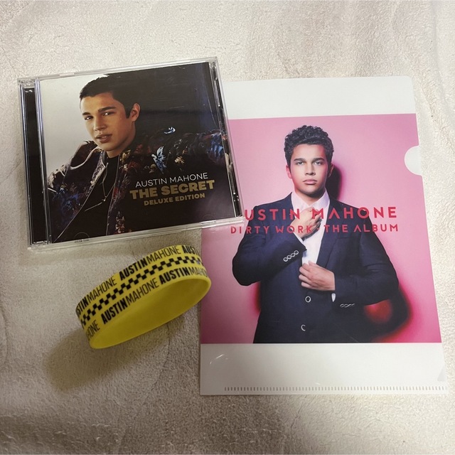 Austin Mahone CD＋DVD リストバンド ミニファイル エンタメ/ホビーのCD(ポップス/ロック(洋楽))の商品写真